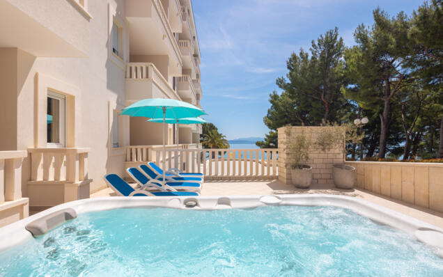Two-Bedroom Apartmentwith Terrace